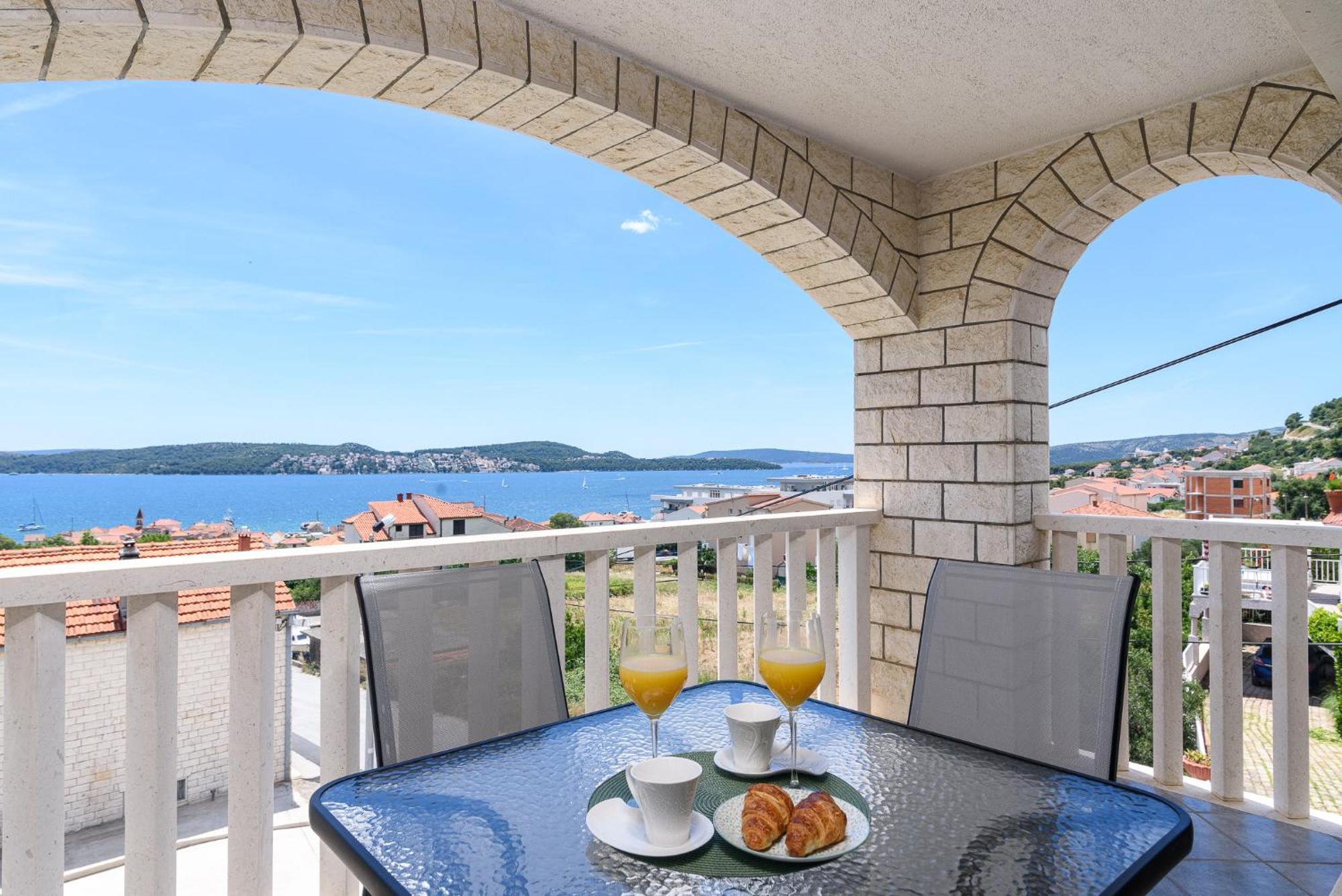 Apartments Eva Trogir Exteriér fotografie